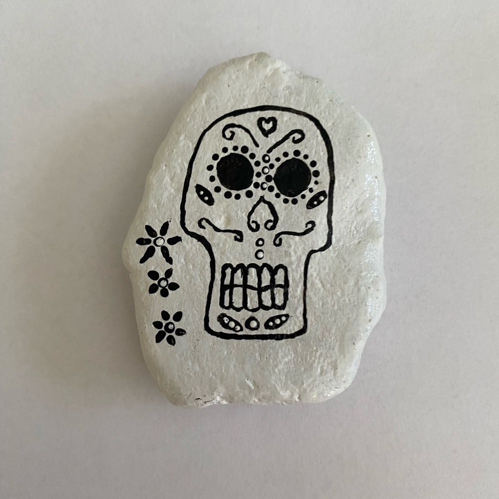 Hand painted tile magnet